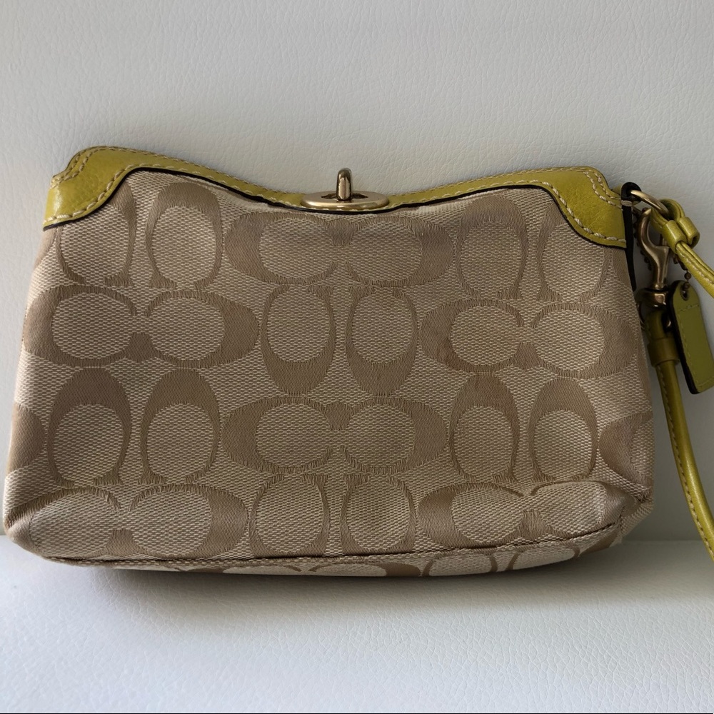 Authentic  Coach Wristlet In Signature Canvas